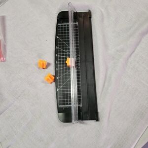 Paper Cutter